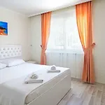 Roma - Emir Guersu Evleri 4*