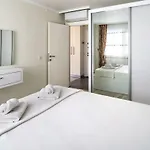 Roma - Emir Guersu Evleri 4*