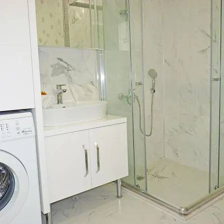 Roma - Emir Guersu Evleri Aparthotel 4*
