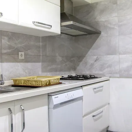 Apartment Roma - Emir Guersu Evleri