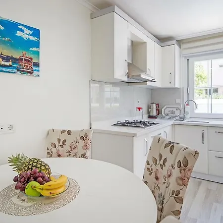 Ξενοδοχείο Roma - Emir Guersu Evleri